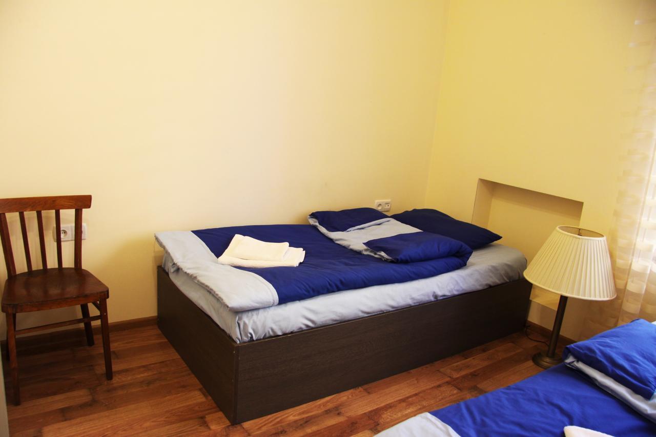 Shat Lav Hostel Yerevan Exterior photo